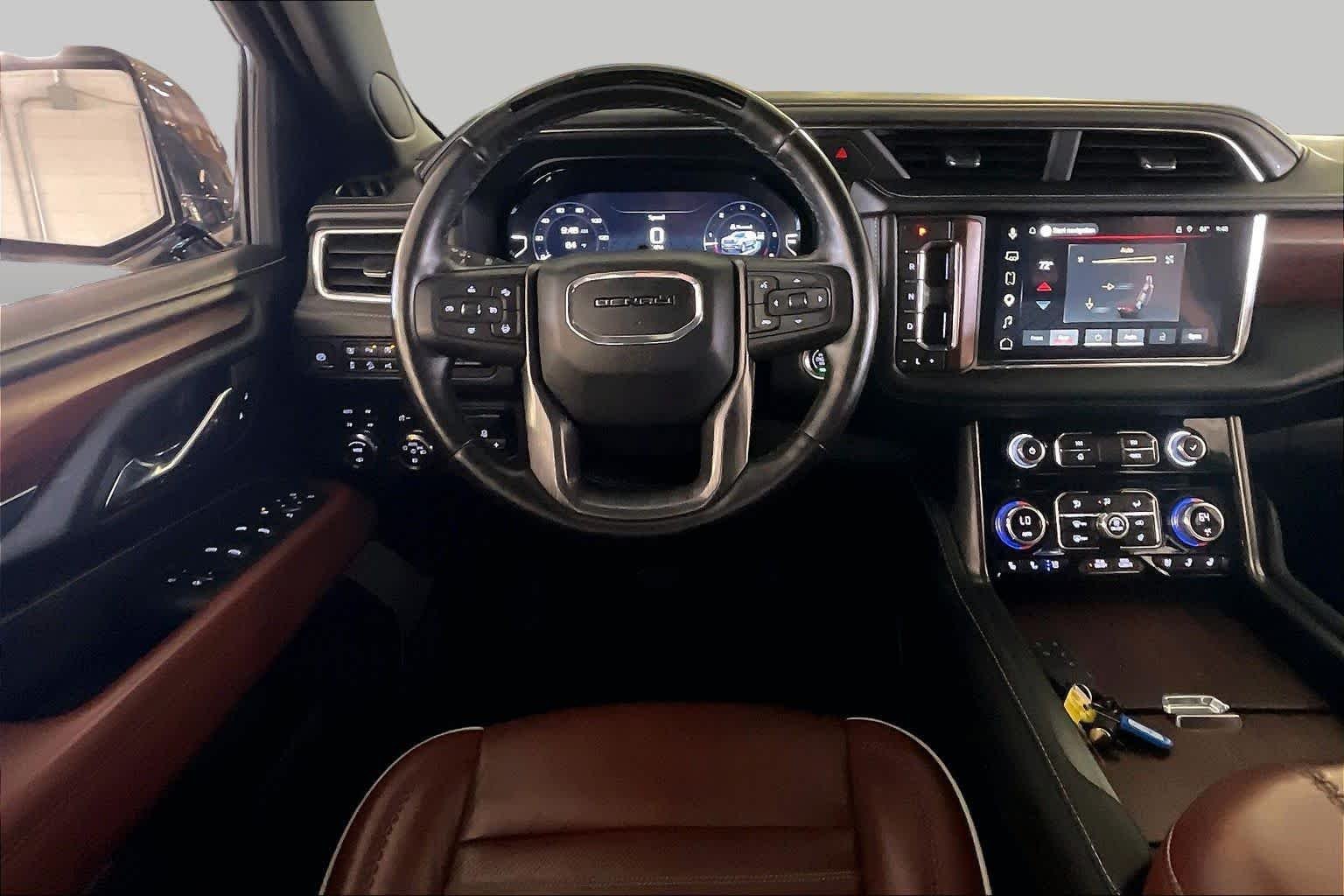 Used 2023 Onyx Black GMC Denali Ultimate image 5