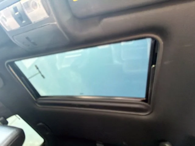 Used 2022 Red Nissan PRO-X image 36