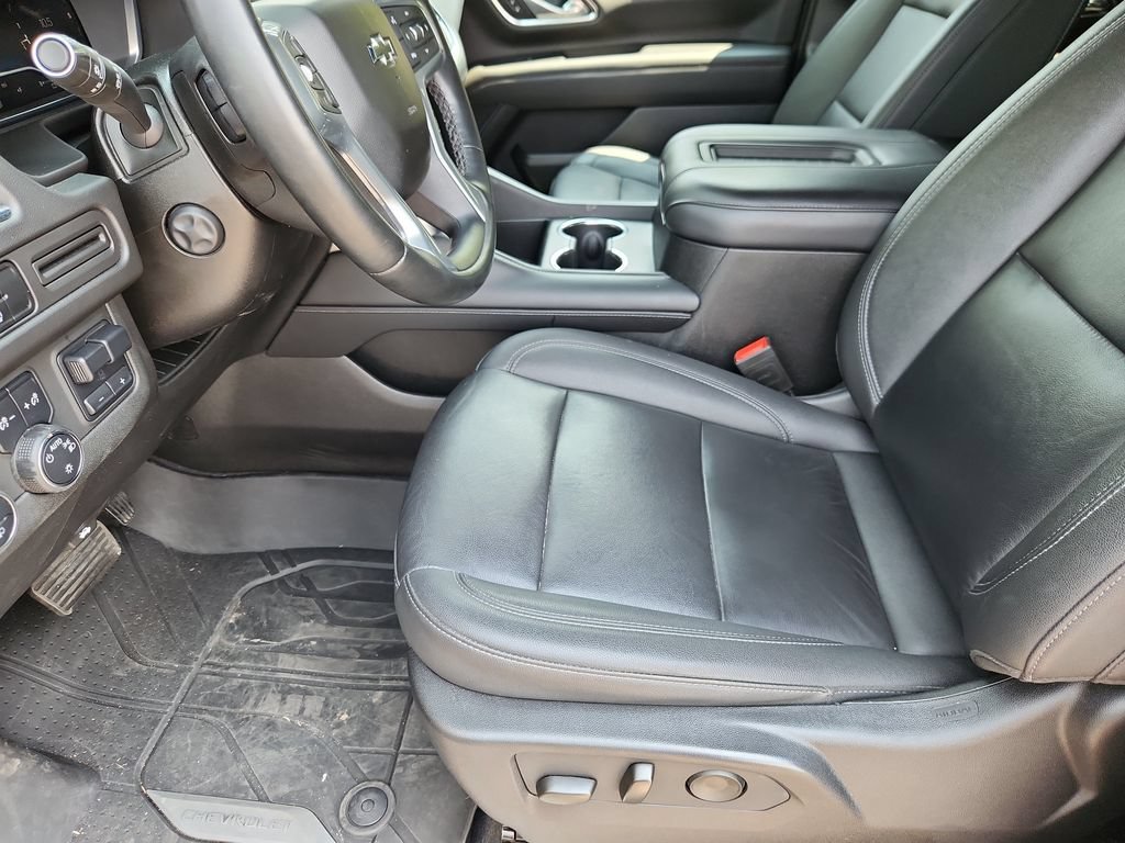 2023 Chevrolet Suburban Z71 - Photo 8