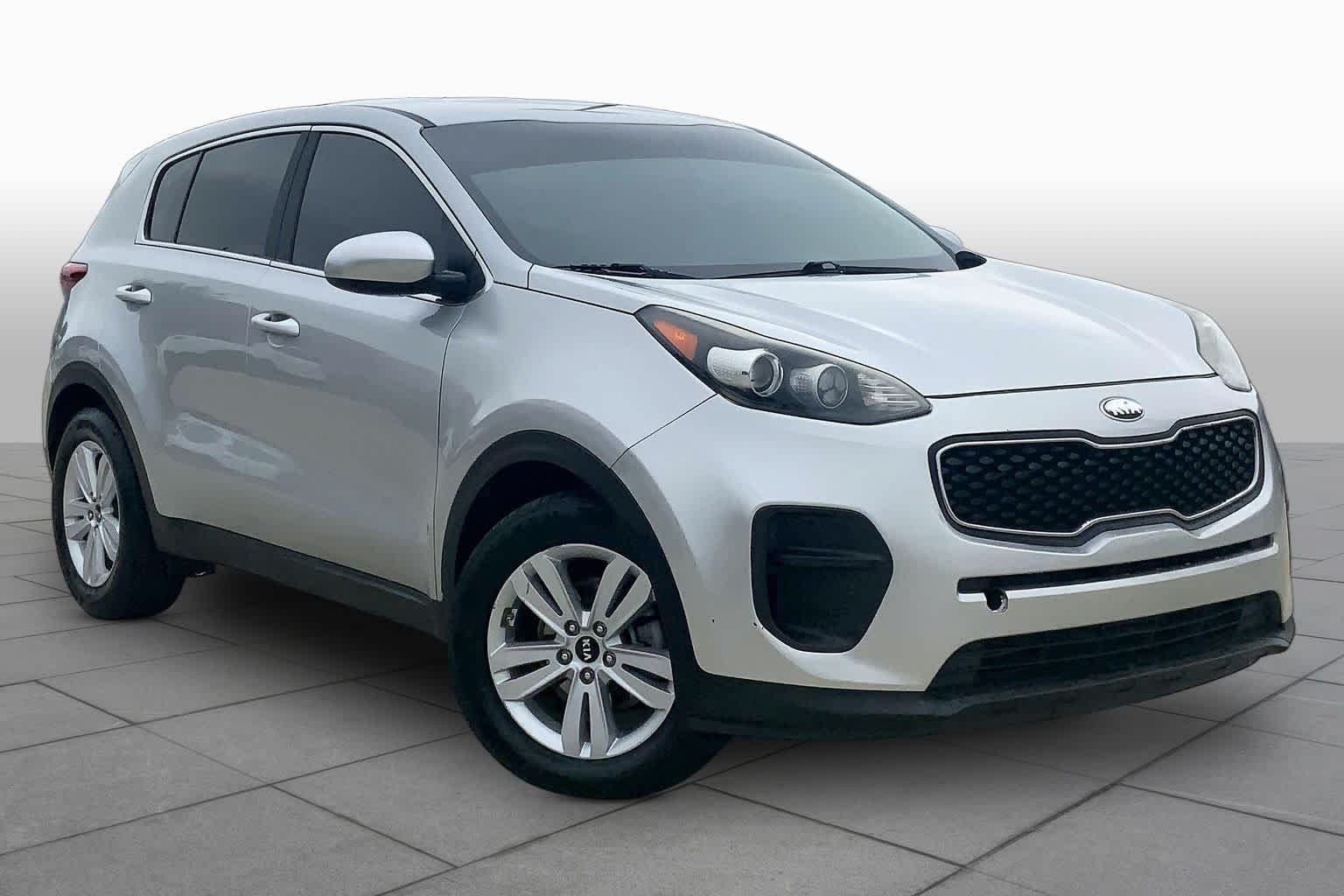 Used 2018 Sparkling Silver Kia LX image 3