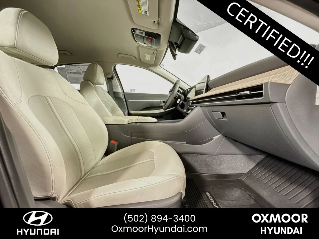 Used 2025 Abyss Black Hyundai SEL image 27