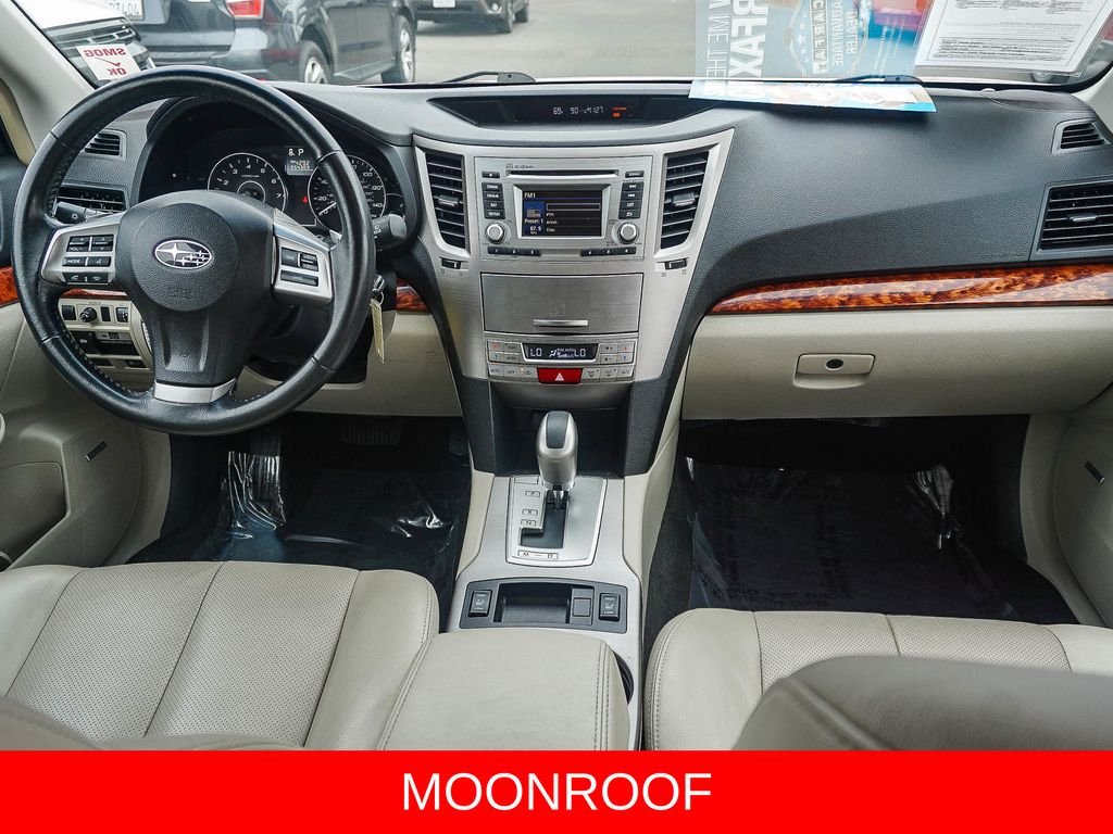 Used 2012 White Subaru 2.5i image 14