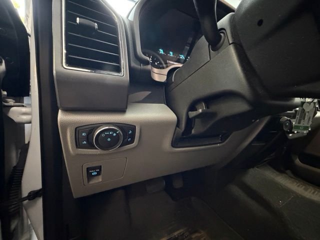 Used 2020 White Ford XLT image 13