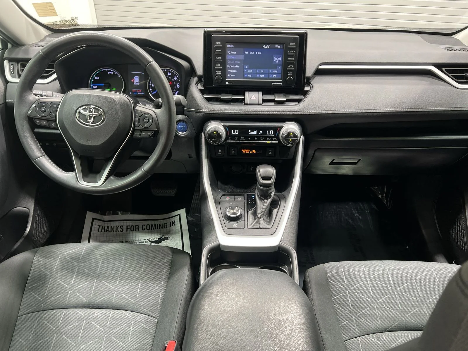 Used 2020 Silver Toyota XLE image 20