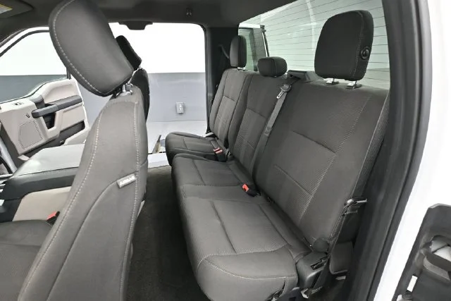 Used 2019 White Ford XL image 28