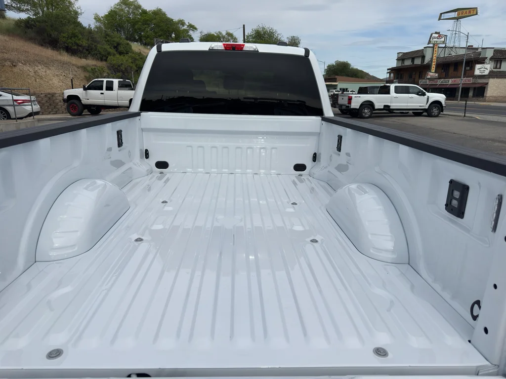 New 2026 Oxford White Ford F-350® Lariat® image 6