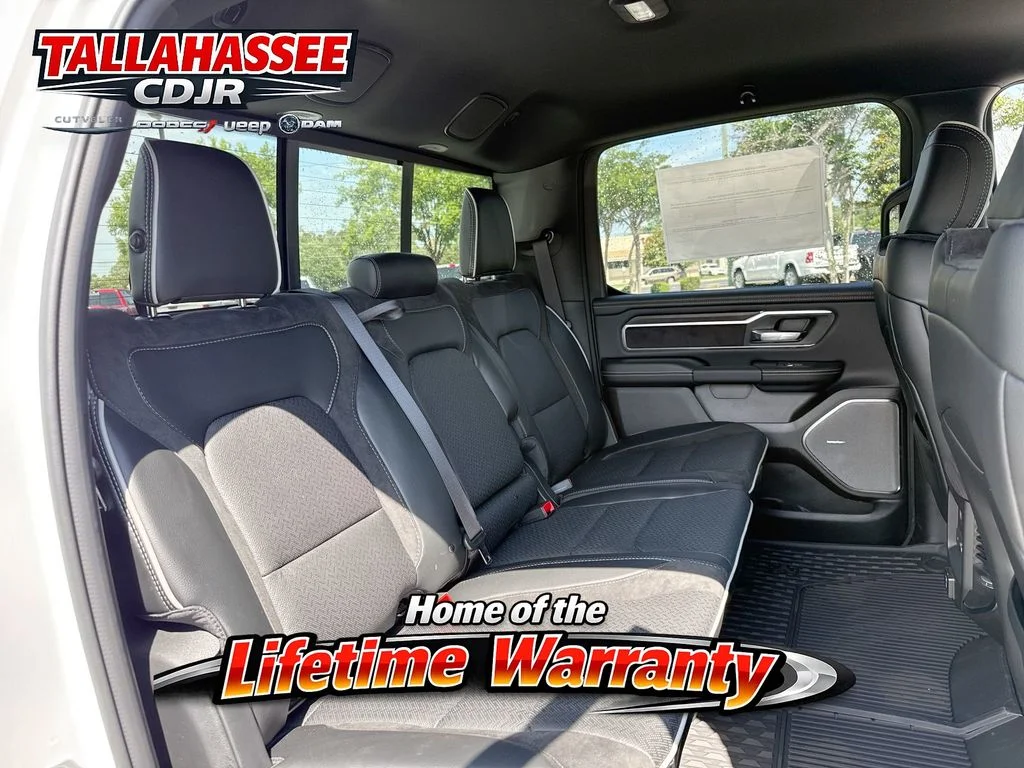 2026 RAM 1500 Laramie - Photo 24