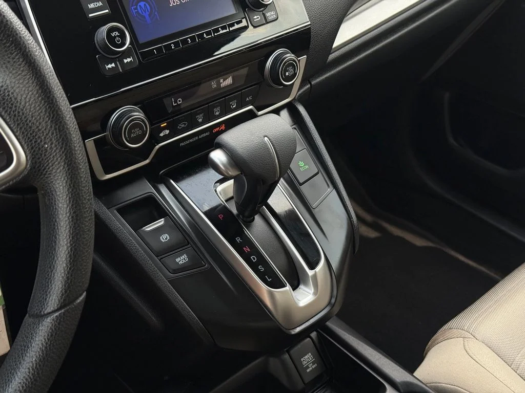 Used 2019  Honda LX image 17