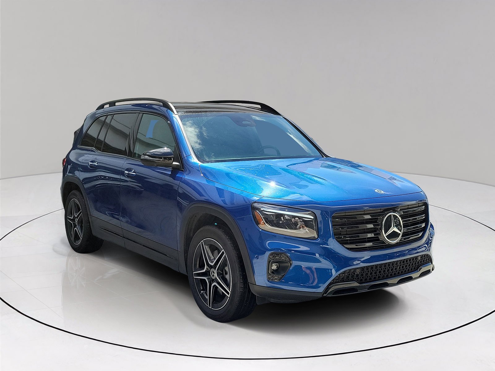 Certified Used 2026 Blue Mercedes-Benz GLB 250 image 1