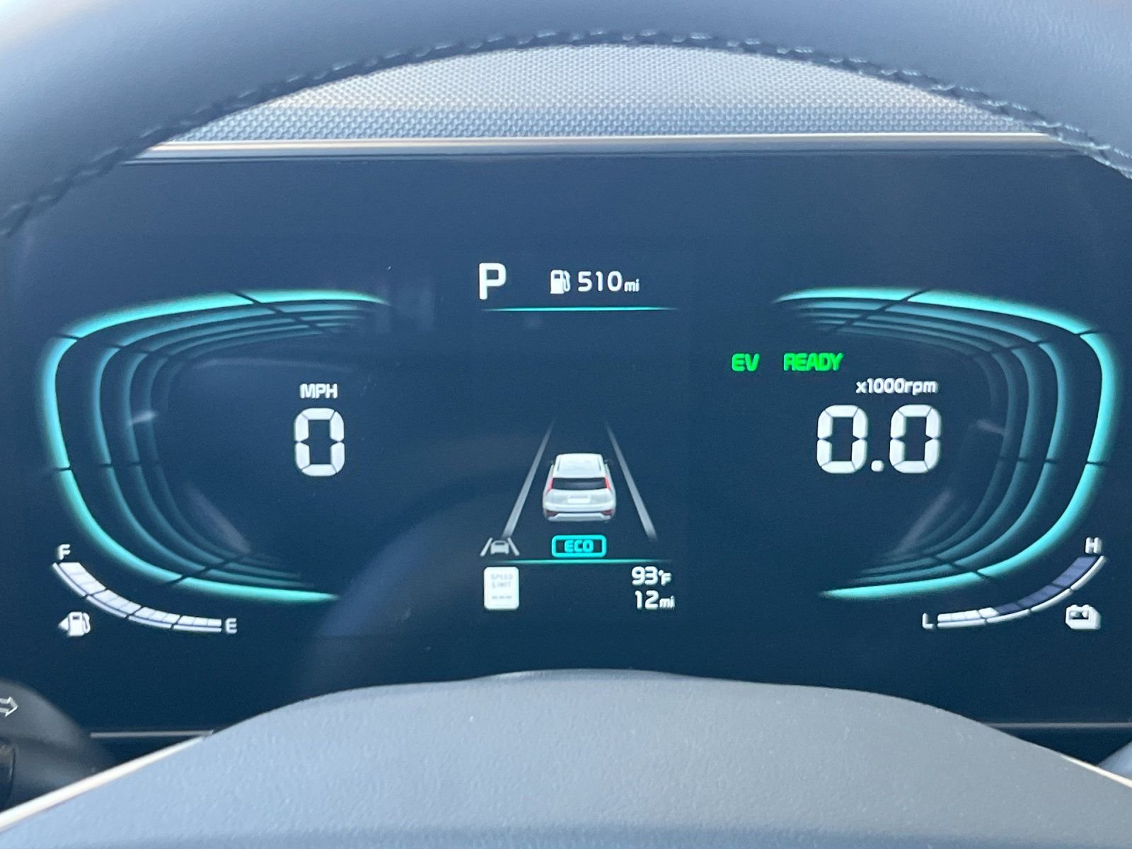 New 2026 Snow White Pearl Kia EX image 30