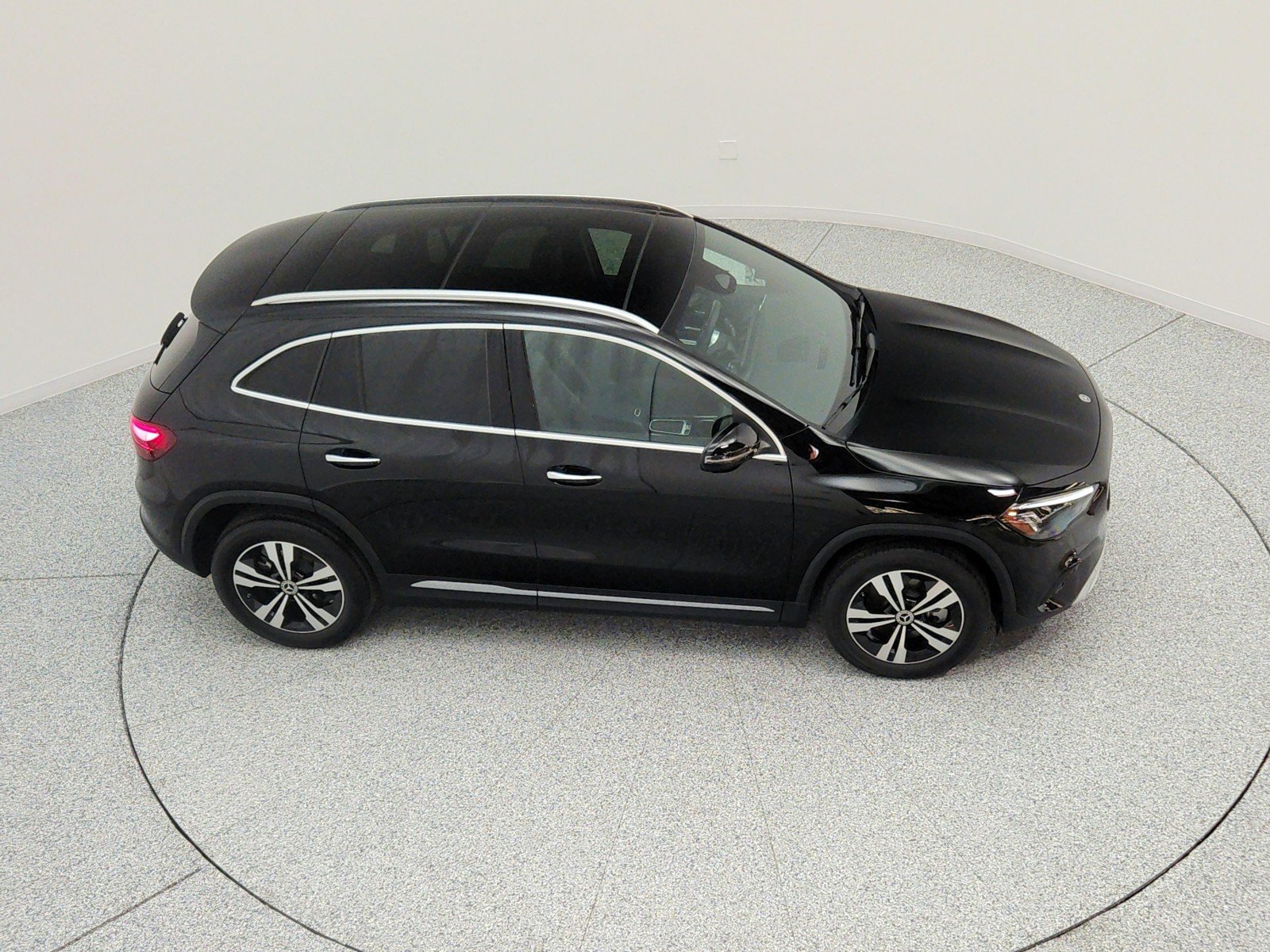 Certified Used 2024 Night Black Mercedes-Benz GLA 250 SUV image 27