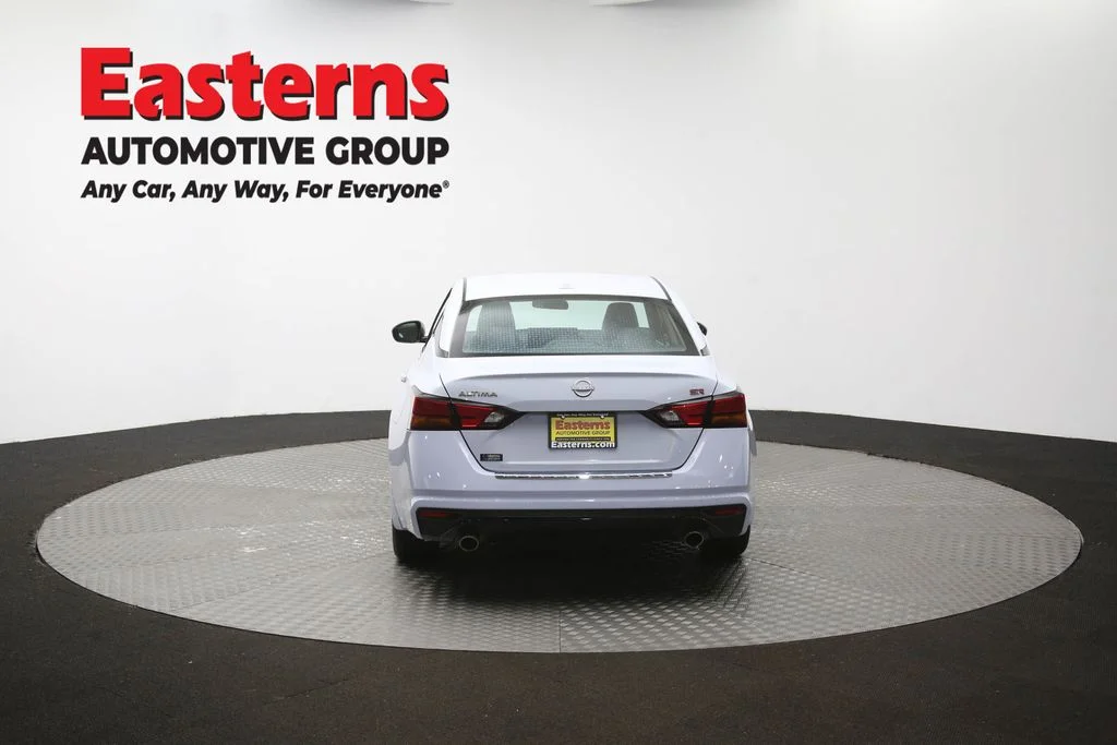 Used 2023 Gray Nissan 2.5 SR image 37