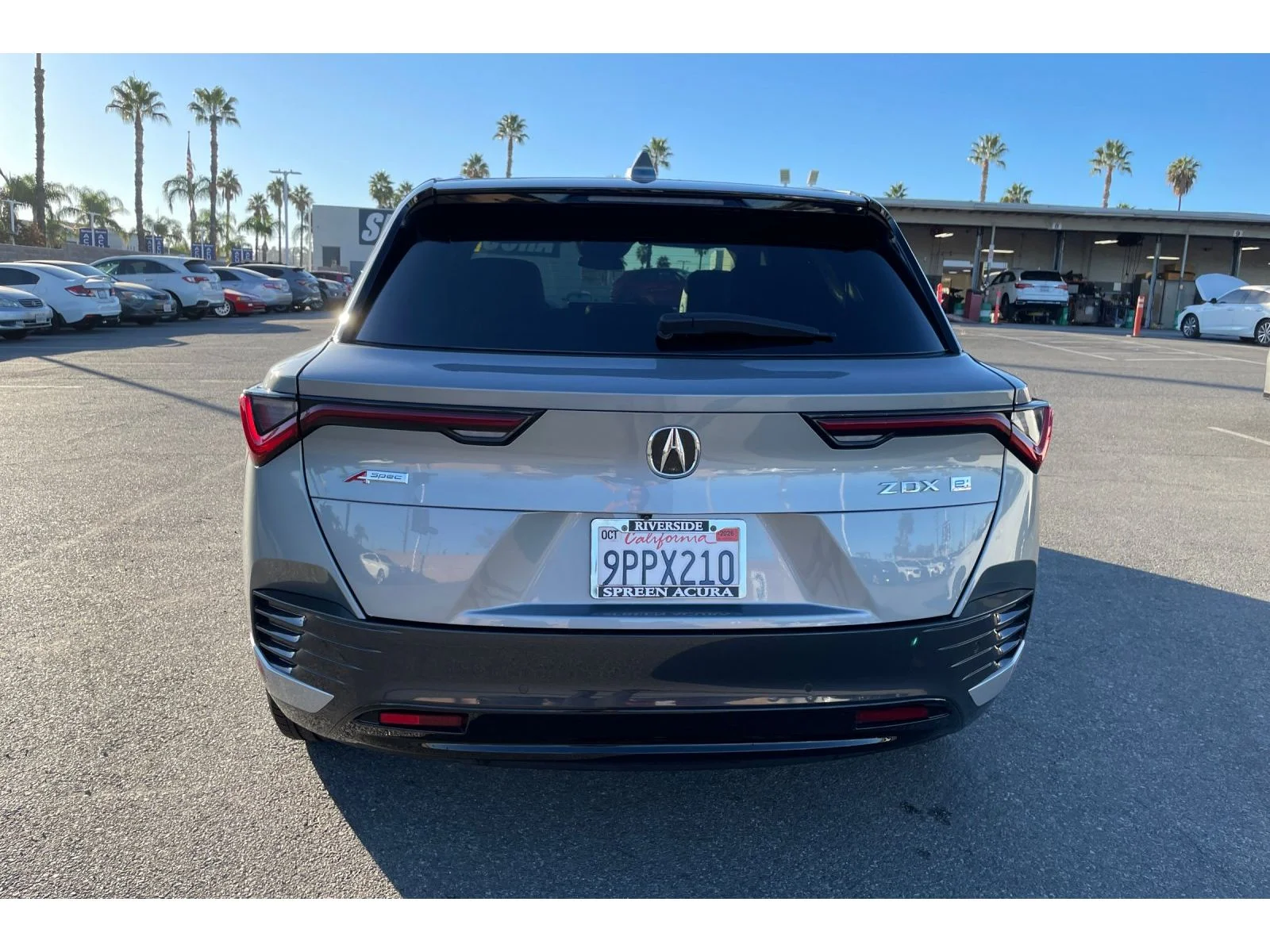 Used 2024 SILVER Acura w/A-Spec Package image 4
