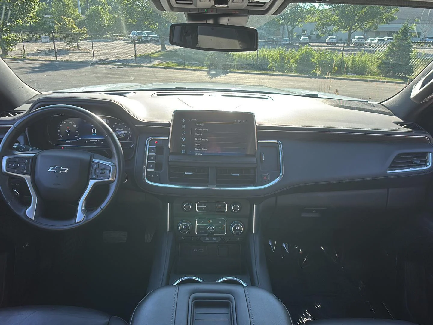 Used 2023 Summit White Chevrolet Z71 image 24