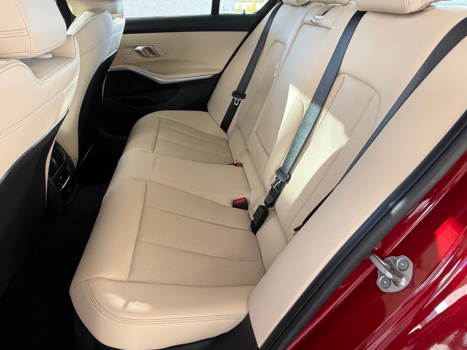 New 2026 Vegas Red Metallic BMW 330i image 30