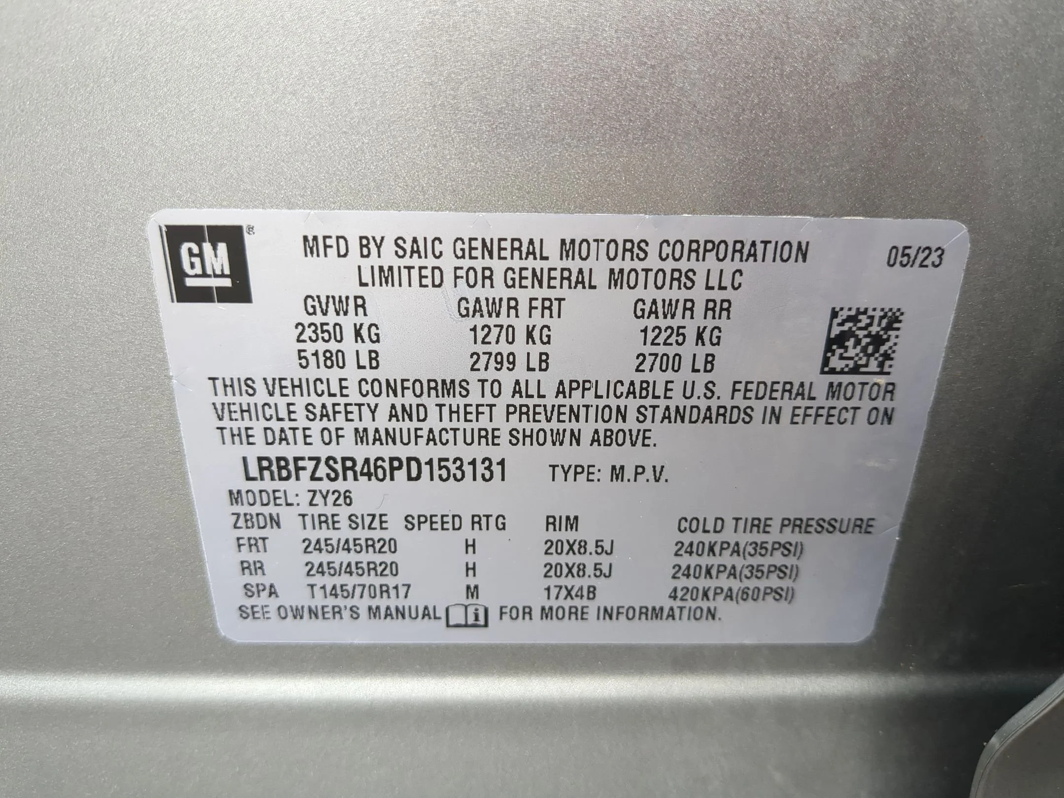 Used 2023 Moonstone Gray Metallic Buick Avenir image 32