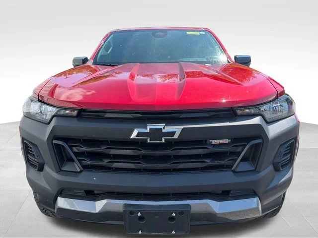 Used 2024 Radiant Red Tintcoat Chevrolet Trail Boss image 10