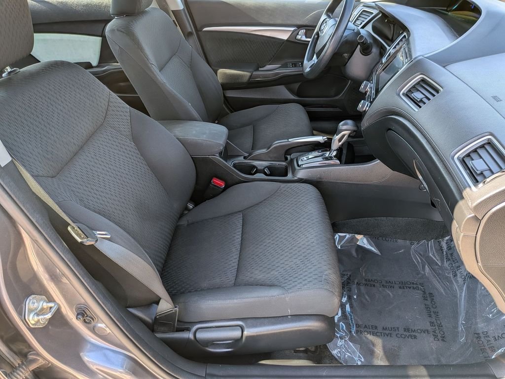 Used 2015  Honda EX image 31