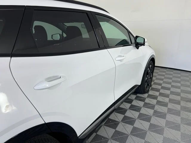 New 2026 White Kia SX-Prestige image 9