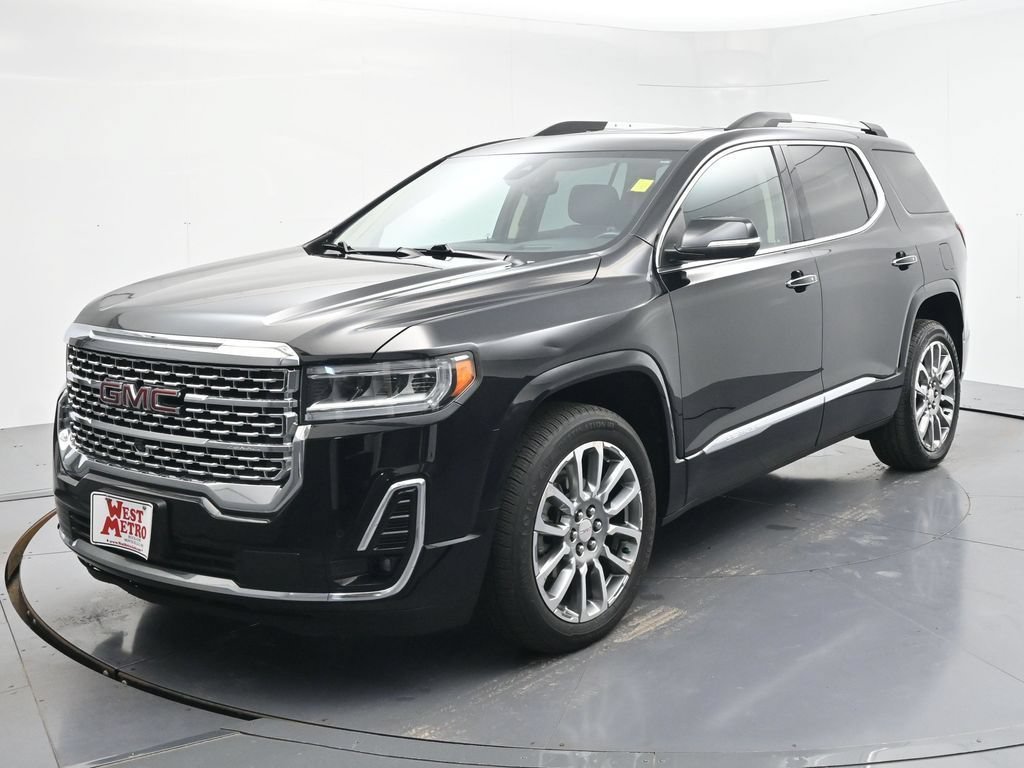 Used 2022 Ebony Twilight Metallic GMC Denali image 3
