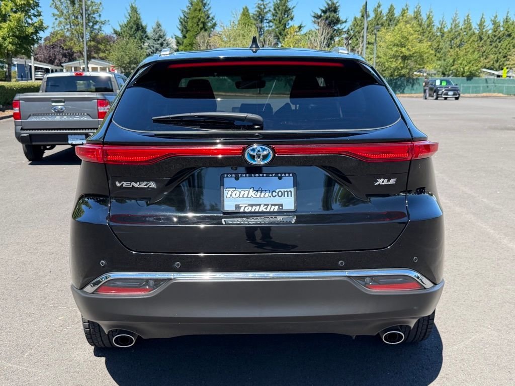 Used 2023 Black Toyota XLE image 7