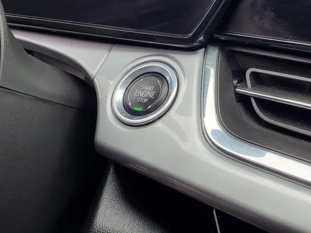 2025 Chevrolet Trax LT - Photo 13