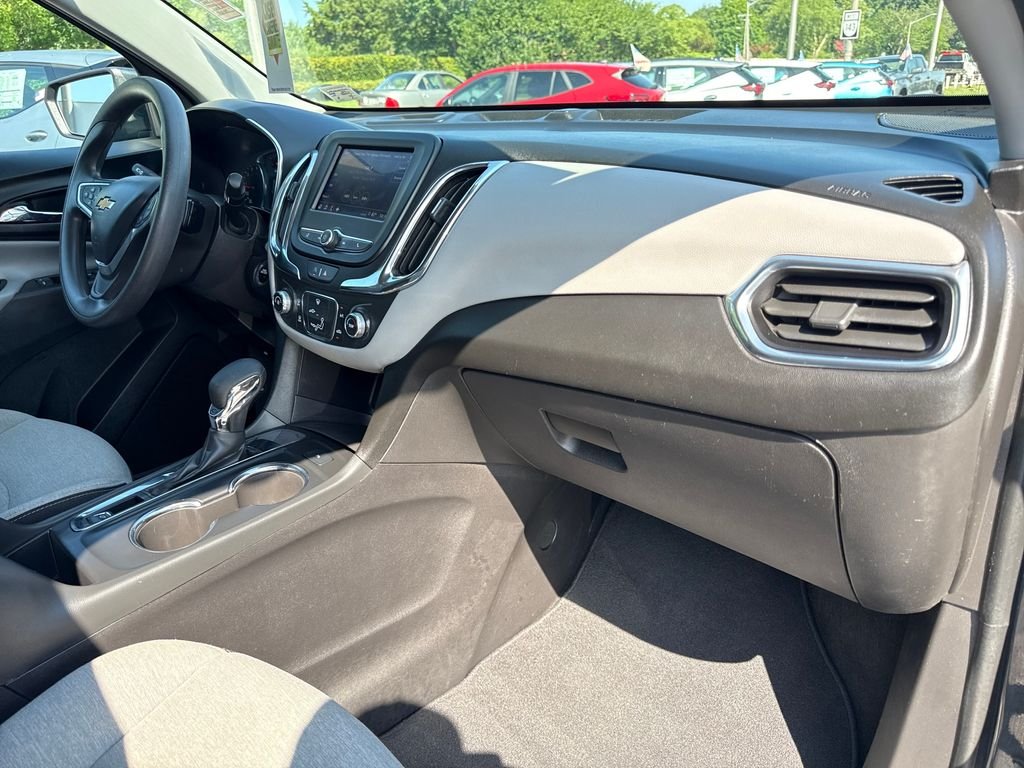 Used 2023 Gray Chevrolet LT image 26