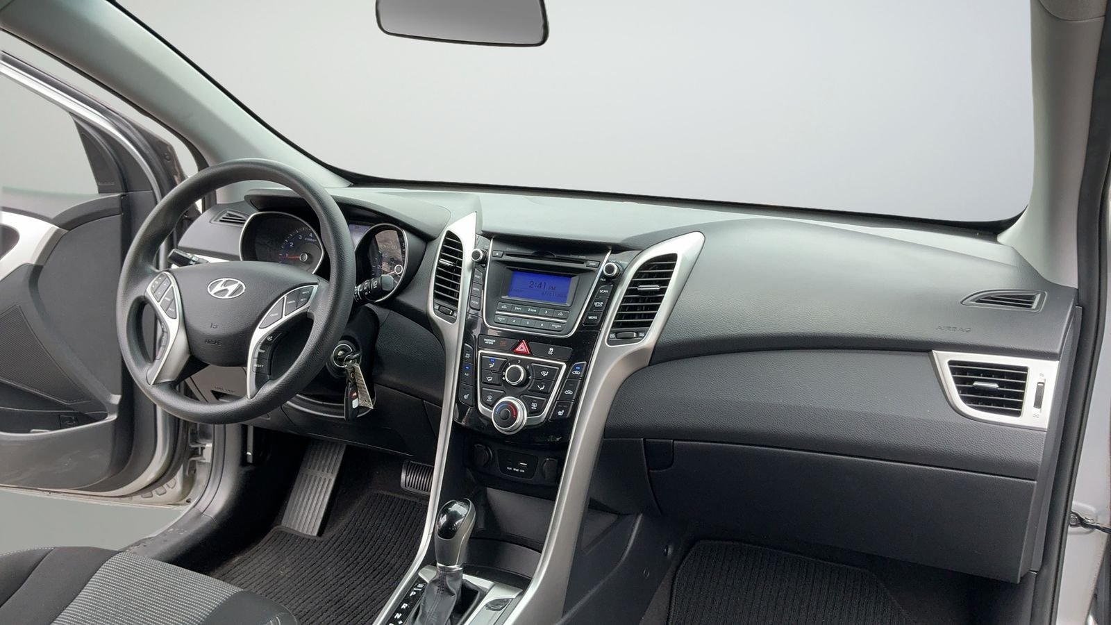 Used 2015 Gray Hyundai Base image 41