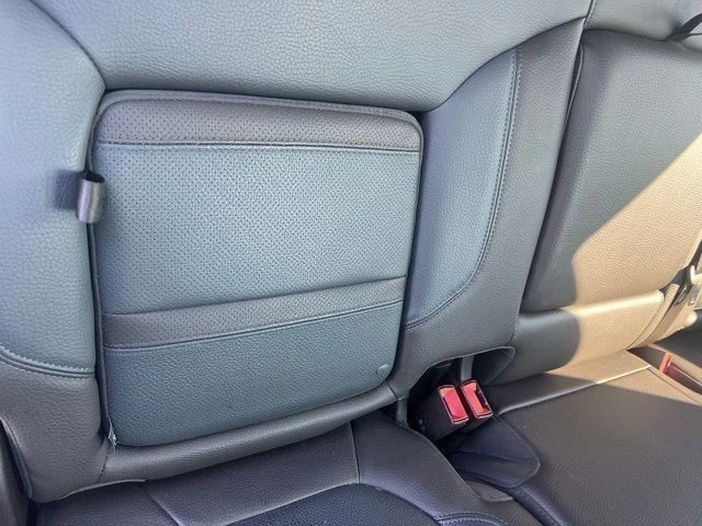 Used 2022  GMC Denali image 27