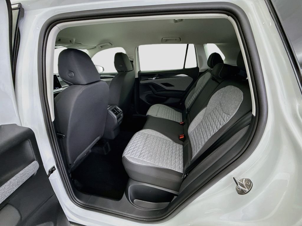 New 2026 Pure White Volkswagen 2.0T S image 19
