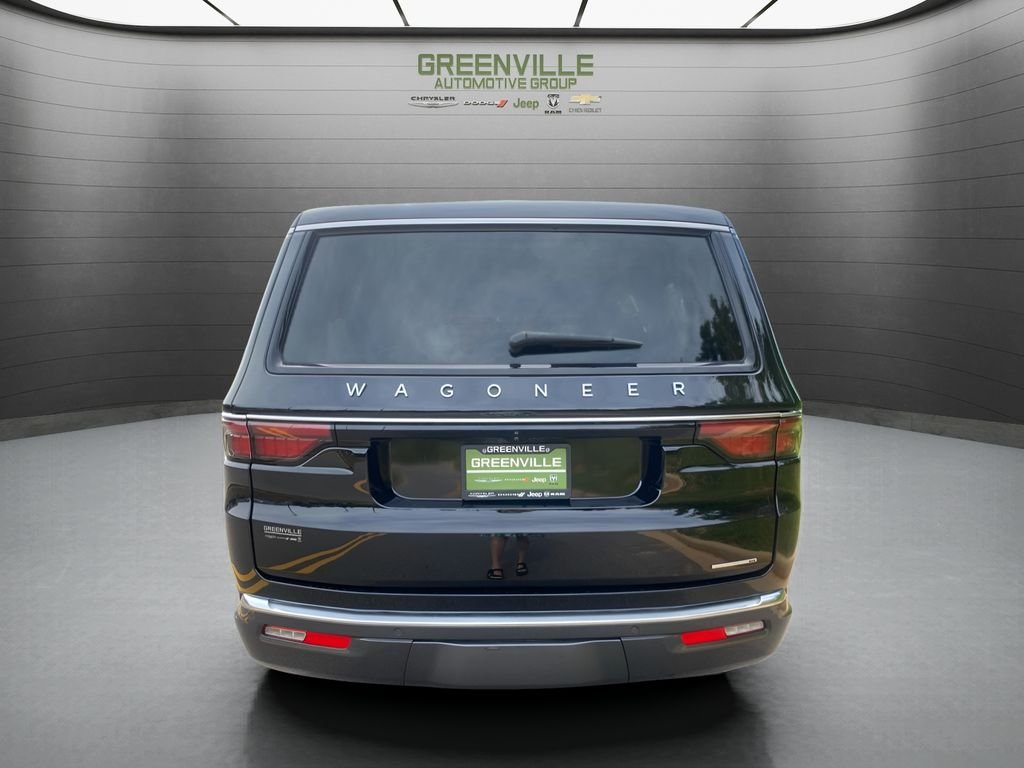 Certified Used 2022 Diamond Black Crystal Pearlcoat Jeep Series III image 4