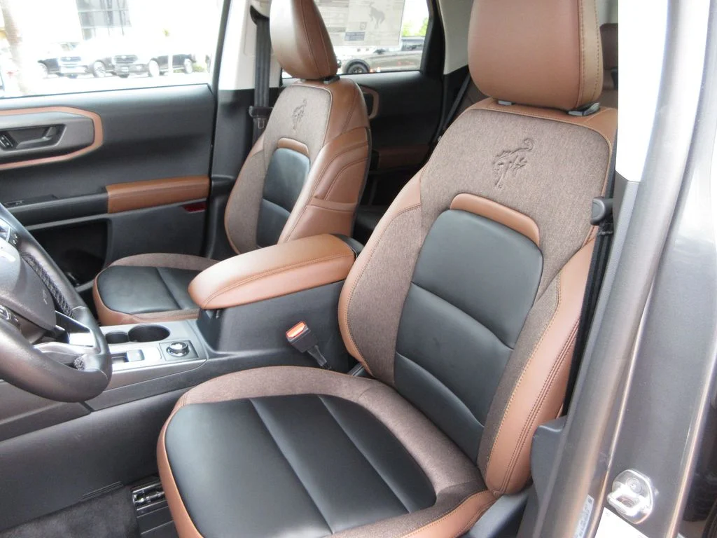 New 2026 Carbonized Gray Metallic Ford Outer Banks image 12