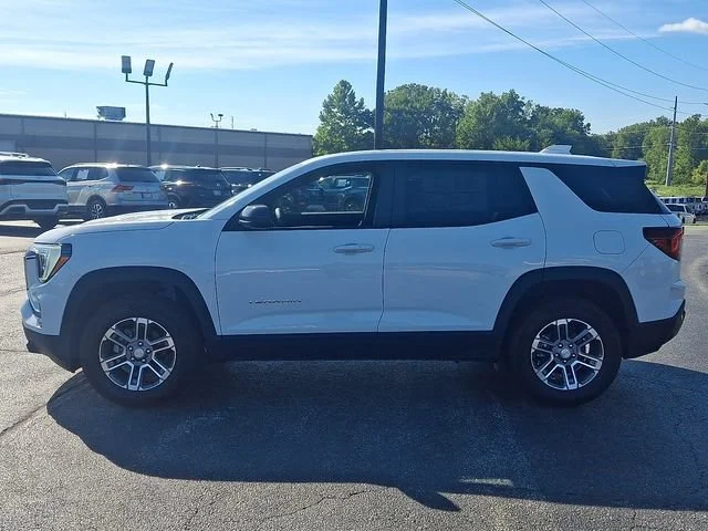 New 2027 Summit White GMC Elevation image 5