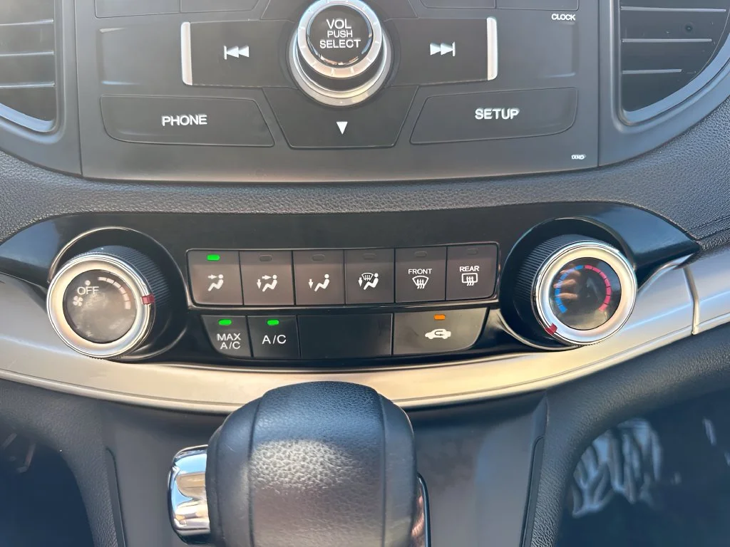 Used 2016 White Honda LX image 18