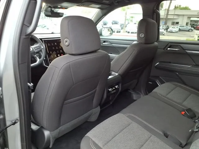 Used 2026 Sterling Metallic GMC Elevation image 14