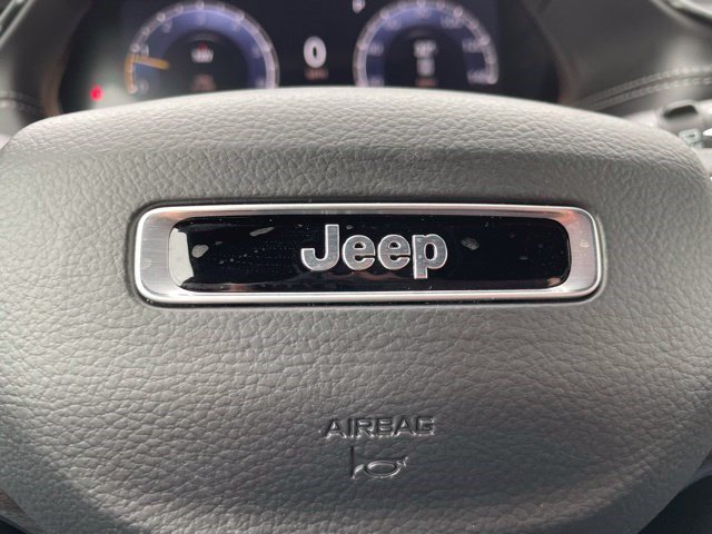 New 2026 Baltic Gray Metallic Clearcoat Jeep Laredo Altitude image 16