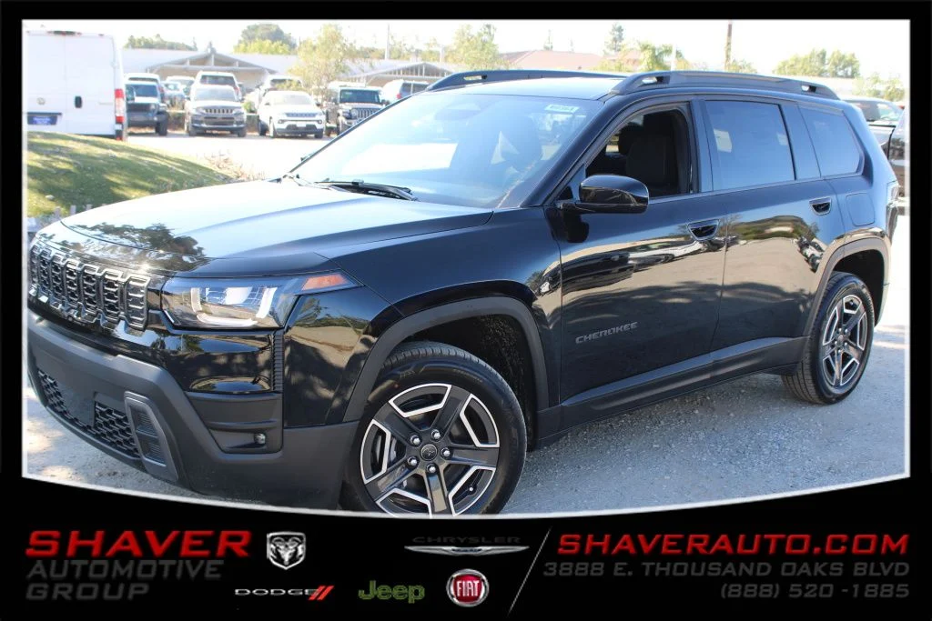 2026 Jeep Cherokee Laredo HEV 4X4's photo