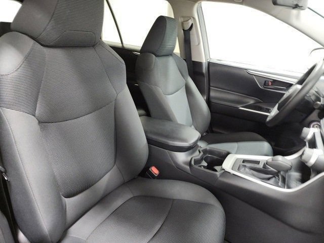 Used 2020 Midnight Black Metallic Toyota LE image 14