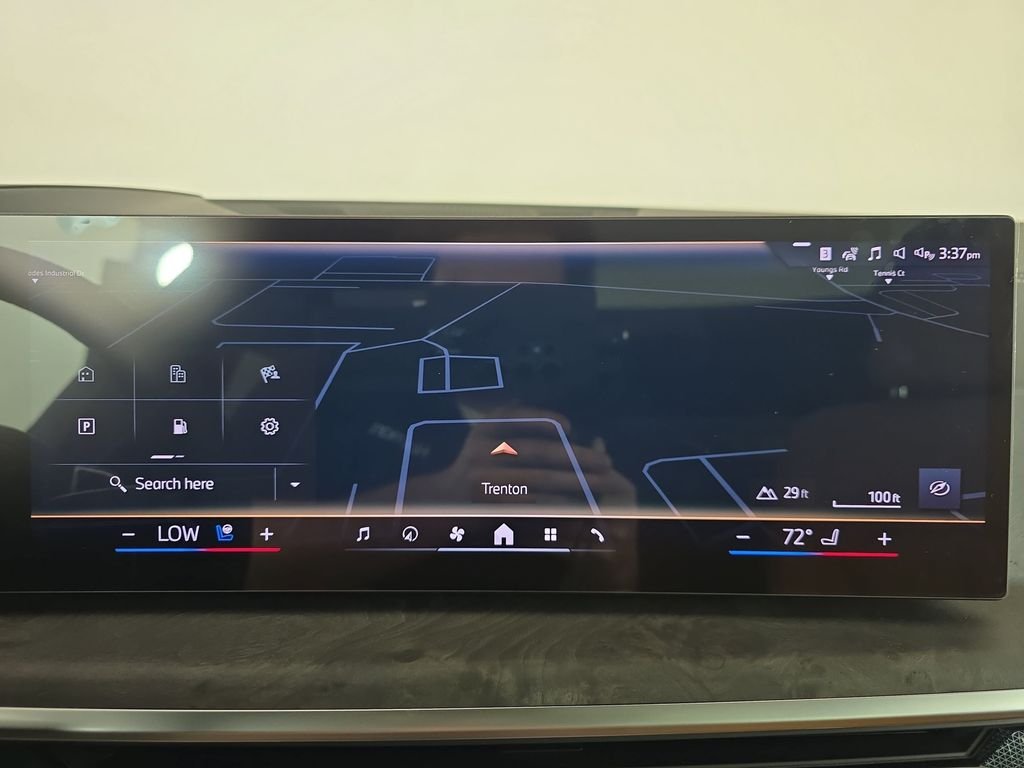 New 2026 Mineral White Metallic BMW xDrive40i image 22