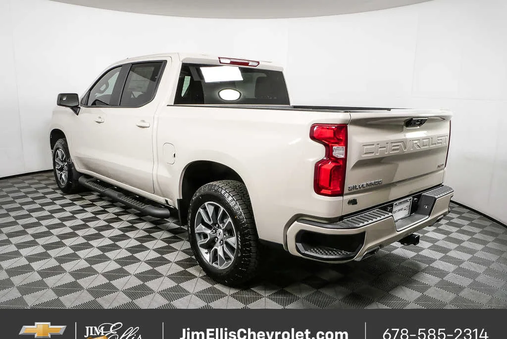 New 2026 White Sands Chevrolet RST image 28