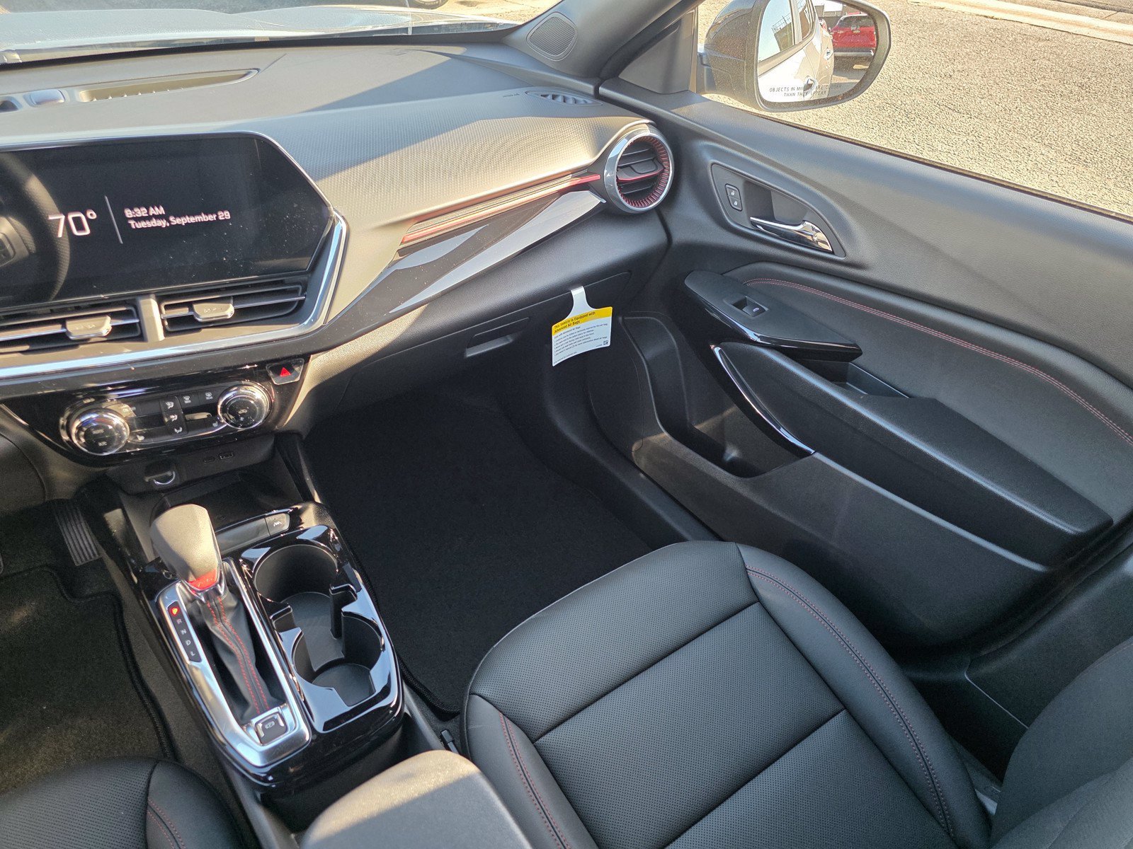 2026 Chevrolet Trax RS - Photo 20