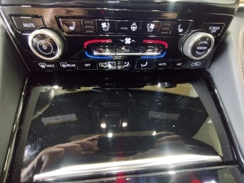 Used 2023 Black Jeep Summit Reserve 4xe image 42