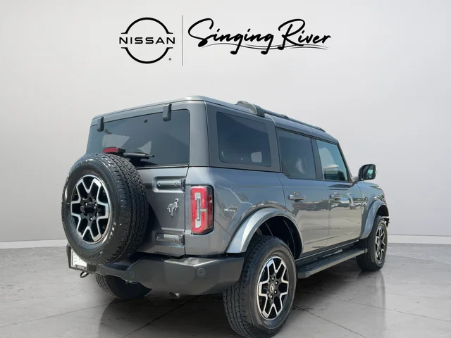 Used 2023 Gray Ford Outer Banks image 7