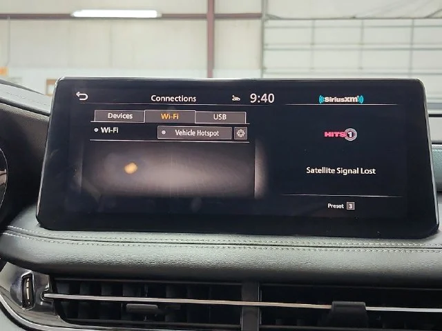 Used 2023 Gray INFINITI LUXE image 31