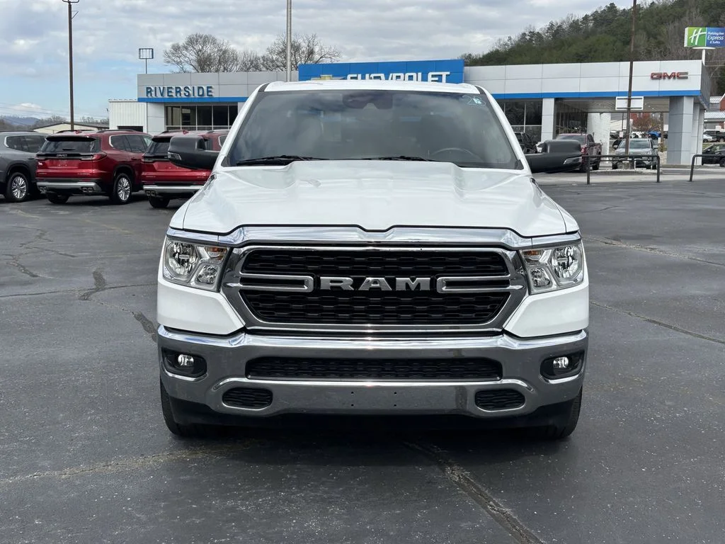Used 2024 White Ram Big Horn/Lone Star image 6