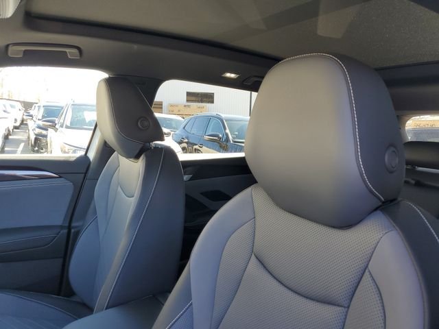 New 2026 White Volkswagen 2.0T SE R-Line Black image 16