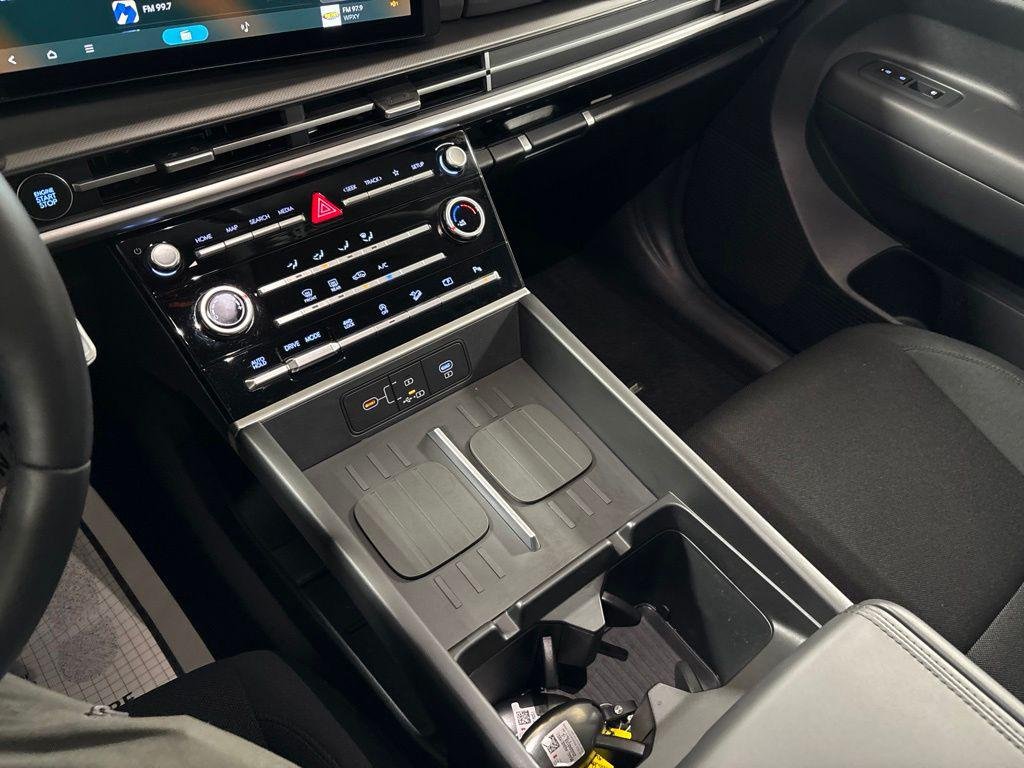 New 2026 Silver Hyundai SE AWD image 25