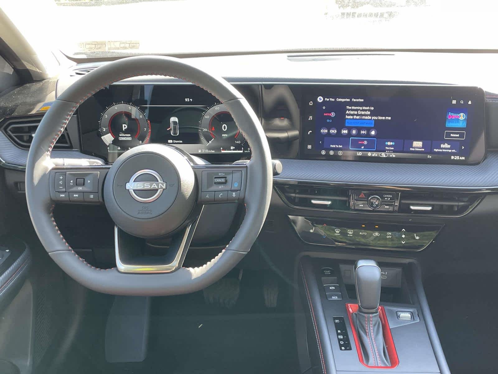 New 2026 Aspen White Tricoat/Super Black Nissan SR image 2