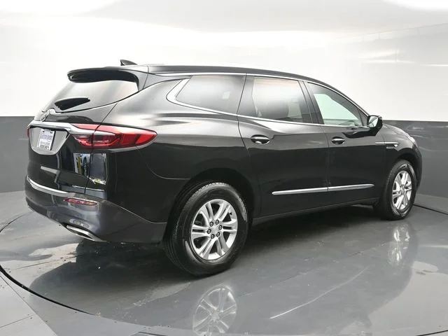 Used 2019 Black Buick Essence image 7