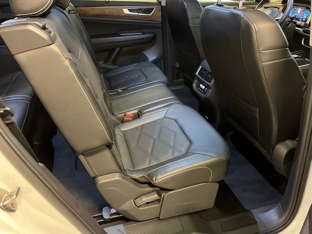 Certified Used 2024 White Volkswagen 2.0T SE w/Technology image 13